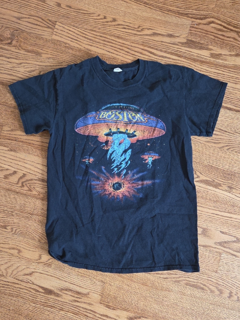 Boston Band Tee